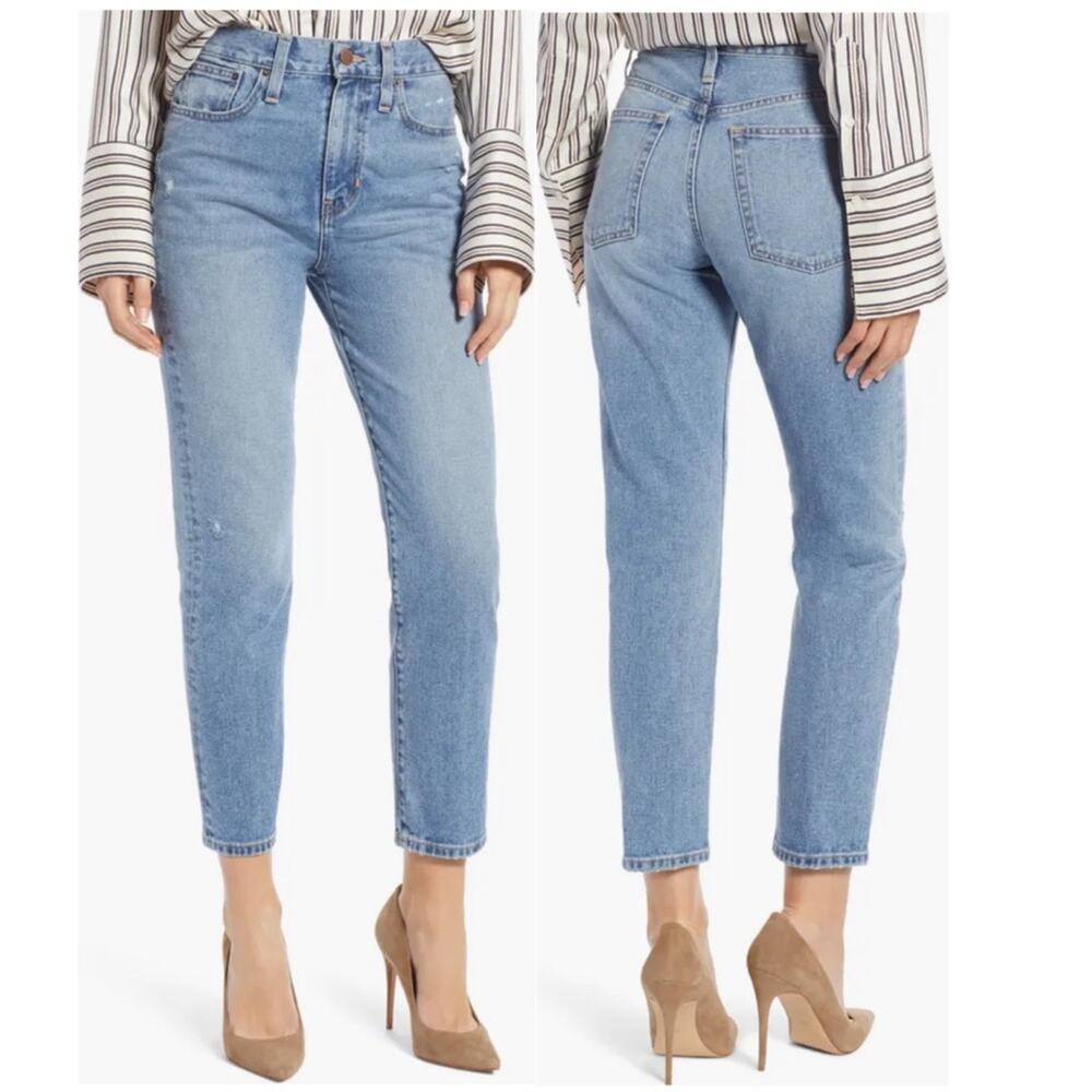 SOMETHING NAVY High Rise Cigarette Jeans in Light Indigo